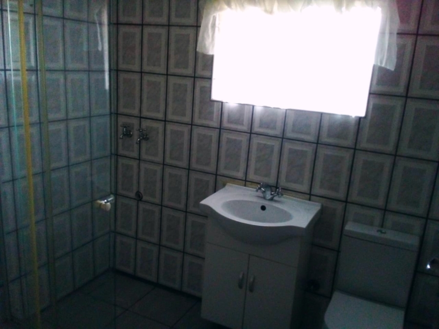 1 Bedroom Property for Sale in Vaalpark Free State